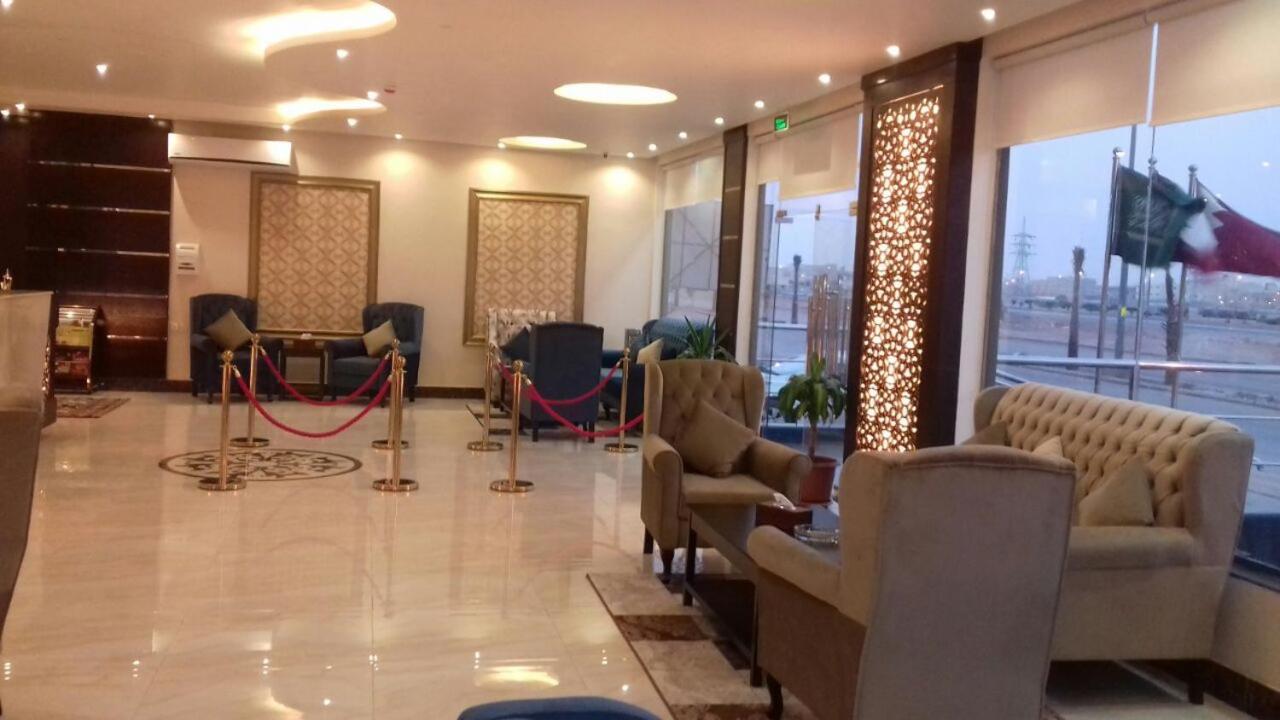 Nmaz In * Riyadh